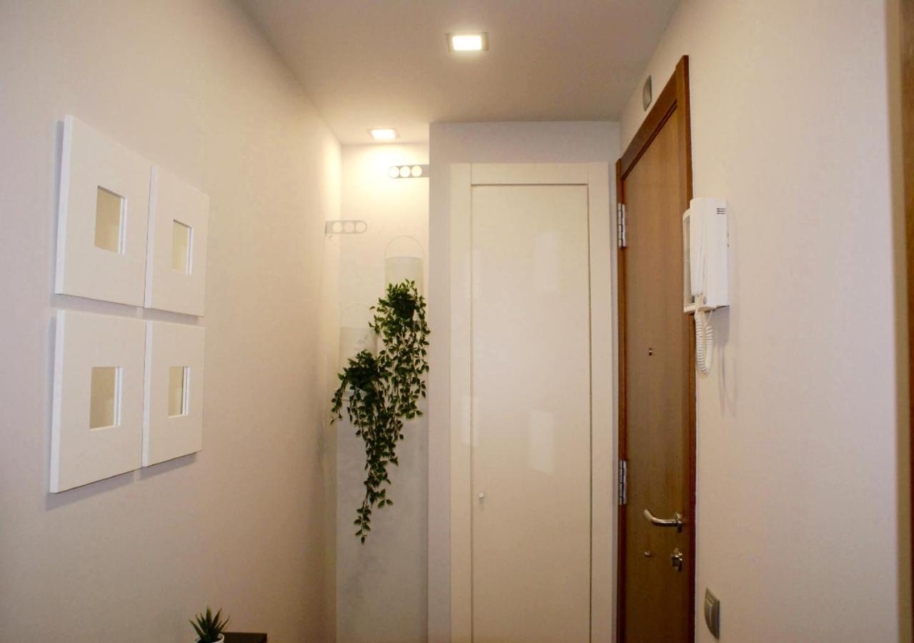 Carmed Homely Apartment By Hlclub Agency Vilanova i la Geltrú Exteriör bild