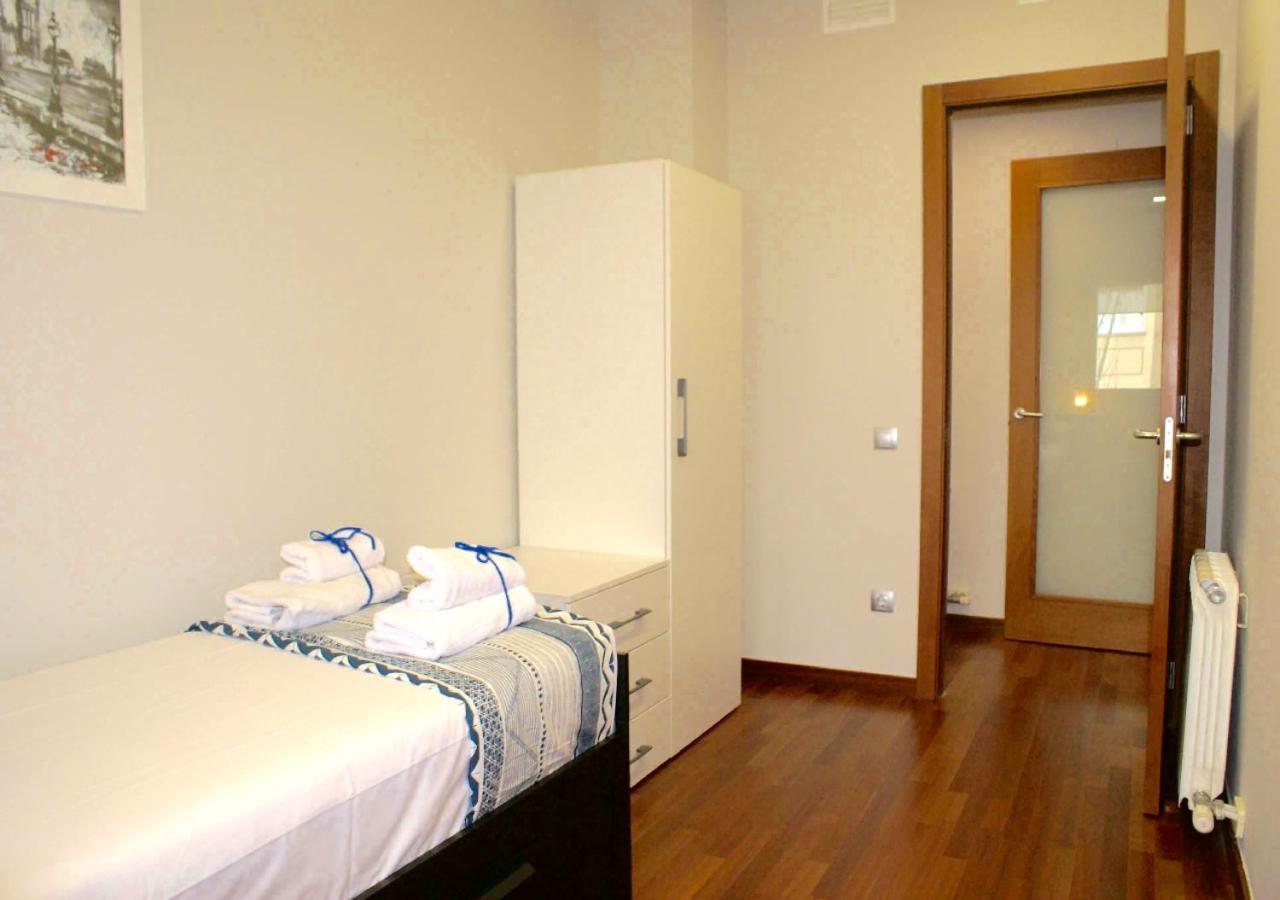 Carmed Homely Apartment By Hlclub Agency Vilanova i la Geltrú Exteriör bild