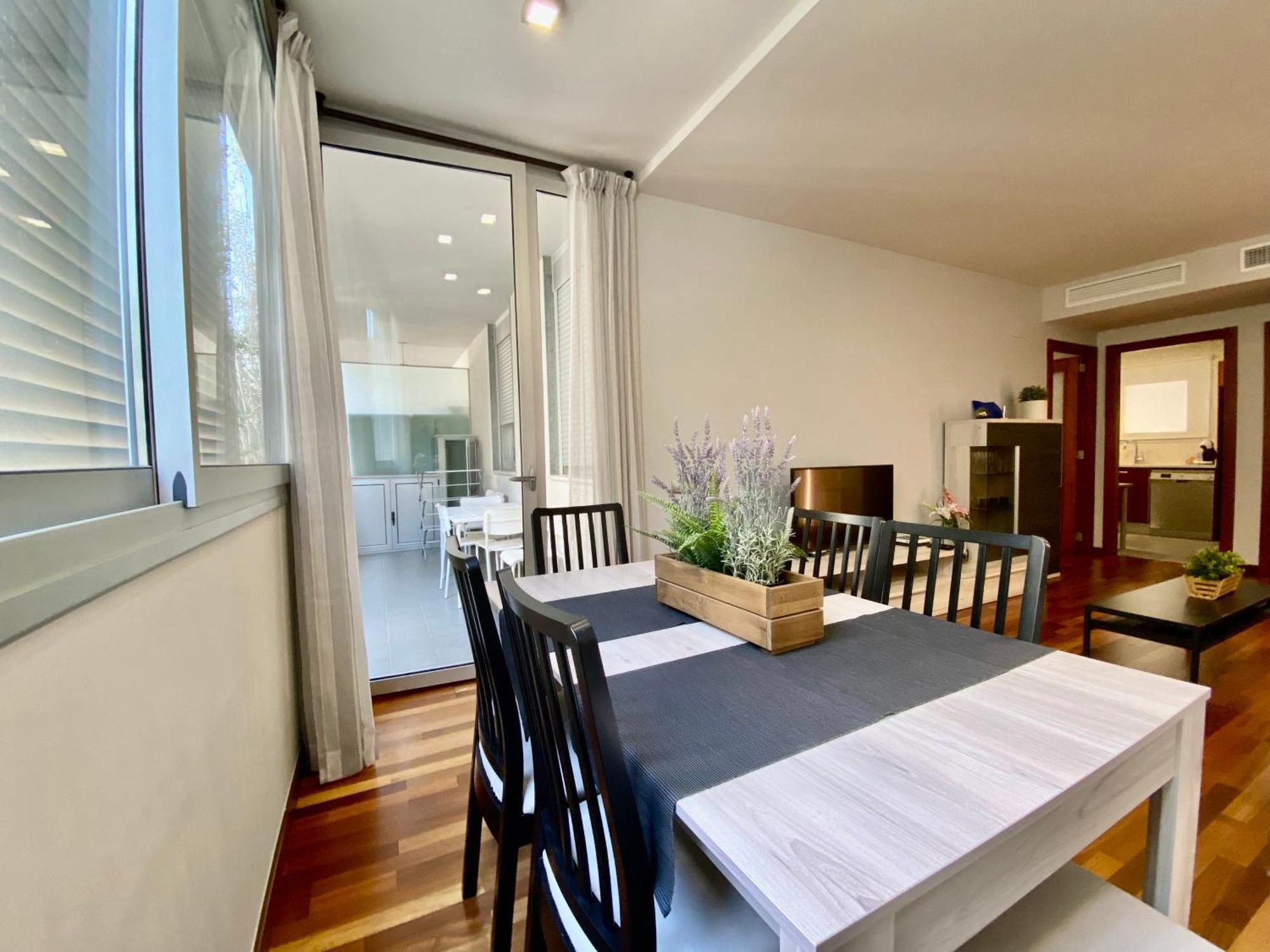 Carmed Homely Apartment By Hlclub Agency Vilanova i la Geltrú Exteriör bild